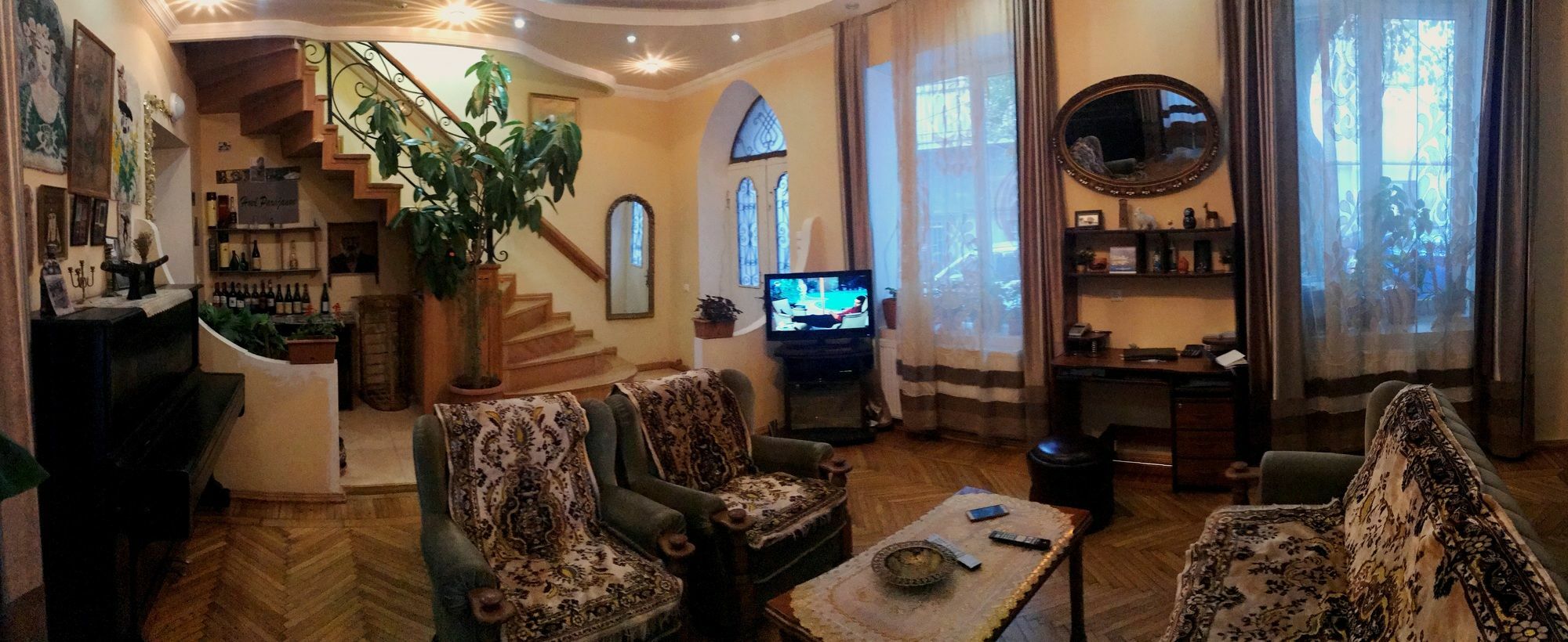 Family Hotel Parajanov Tbilisi Exterior foto